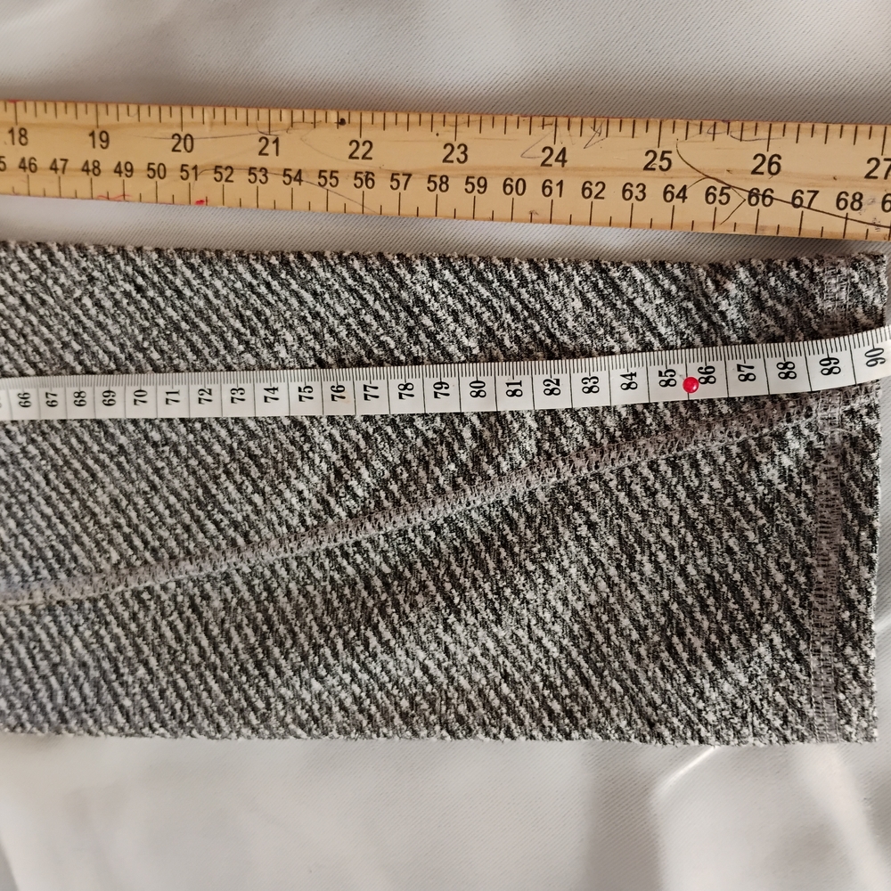 Gray Textured Leggings Size Xl - Picture 4 of 12